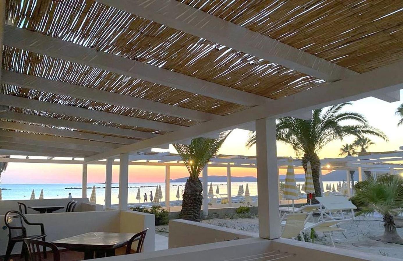 Lido Di Alghero Rooms On The Beach Eksteriør billede
