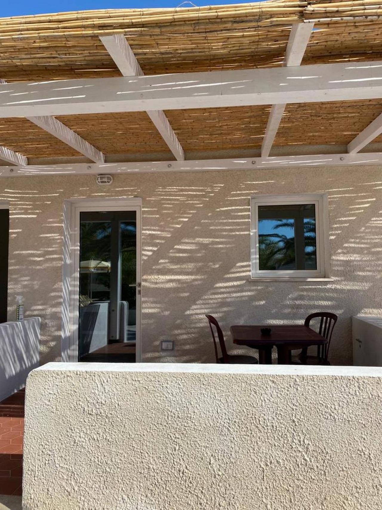 Lido Di Alghero Rooms On The Beach Eksteriør billede